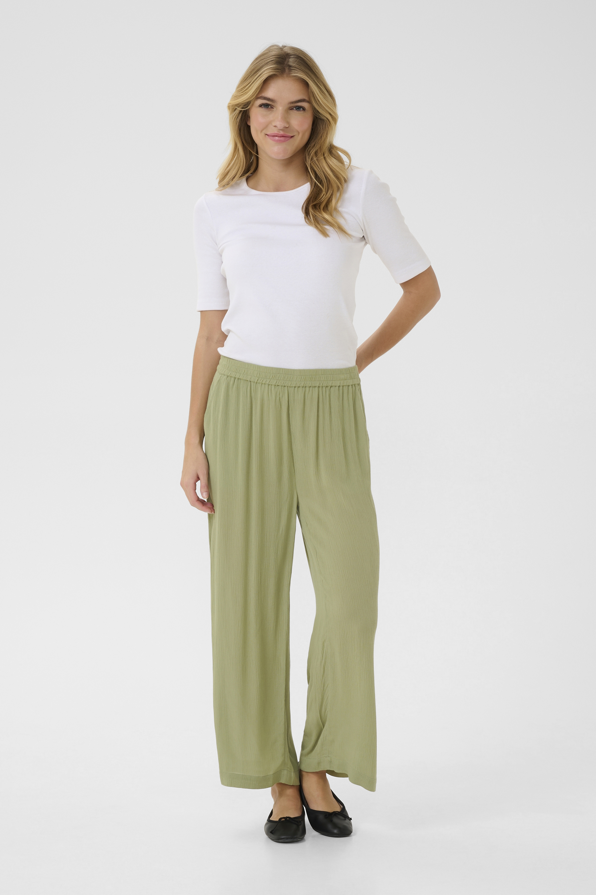 Casual Hose Loose fit Oil Green Image