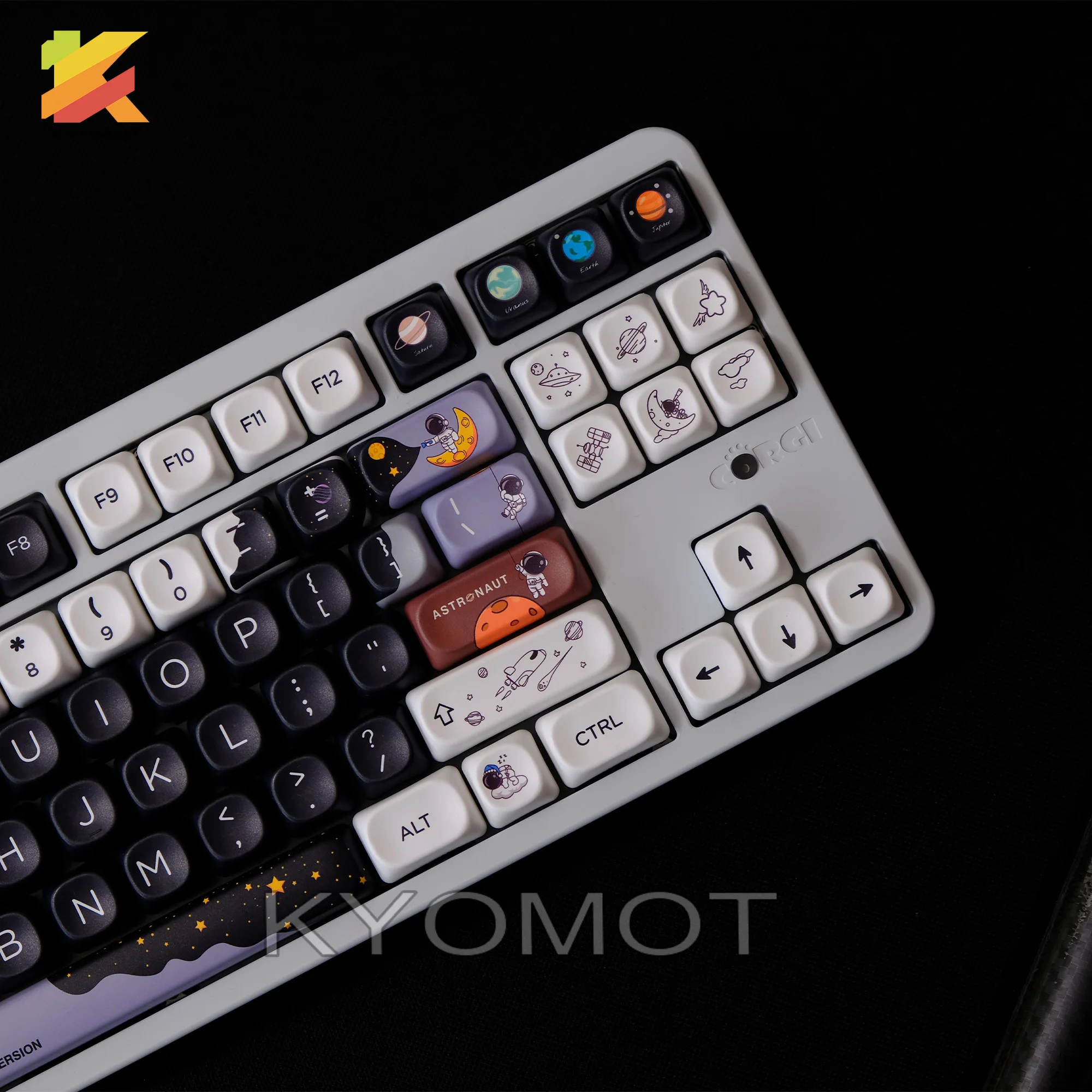 KYOMOT 150-Tasten Sternenhimmel-Astronauten-Thema, PBT-Tastenkappen, MOA-Profil, Farbsub-Tastenkappen für DIY MX Switch mechanische Tastaturkappen Image