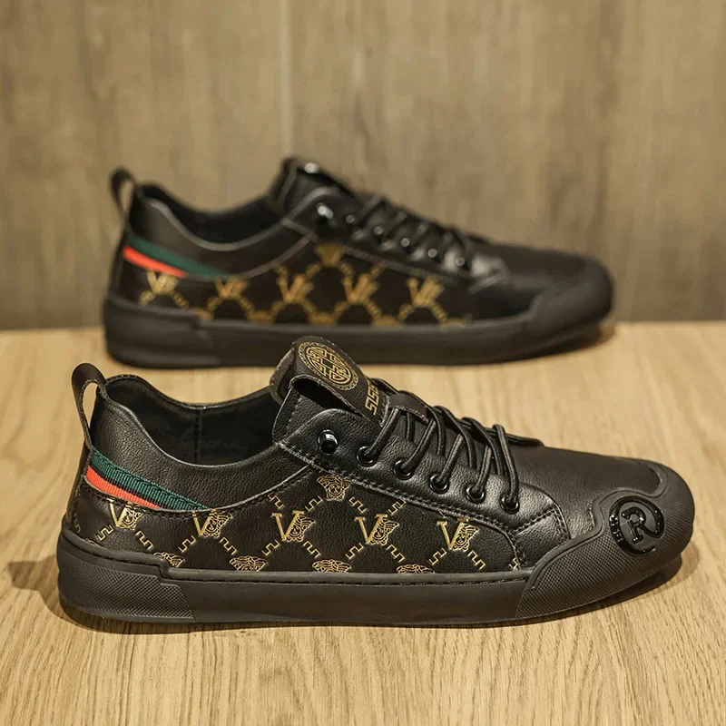 Europäische Station Leder Mode Herren Sneakers Herren Schuhe Mann geprägt alle Mode Leder rot Freizeitschuhe für Männer Männer Schuhe