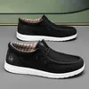 Große Größe 39-48 Sommer Schwarz Herrenschuh Atmungsaktive Mesh-Schuhe Herren-Loafer Bequeme leichte