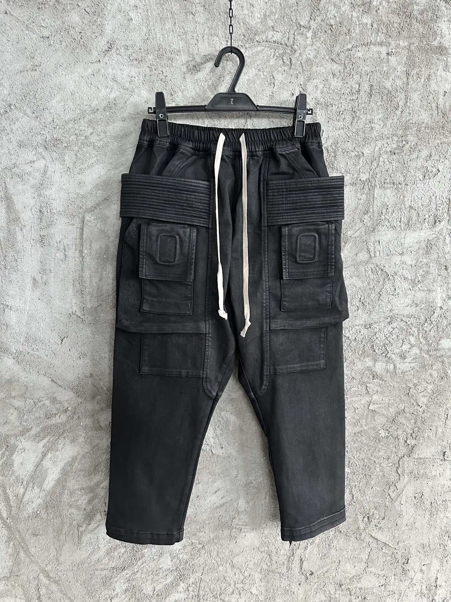 Owen Seak Männer Öl Wachs Jeans Hose Denim Casual Baumwolle Gothic Herrenbekleidung Sommer Knielang Schwarz Kurz