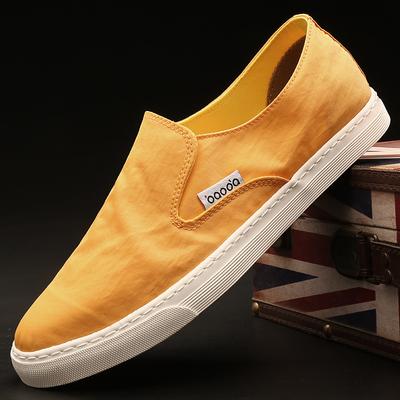Men's Green Slip-On Canvas Sneakers Minimalist Low-Top Design for Casual Streetwear Weekend Style and Comfortable Daily Use
