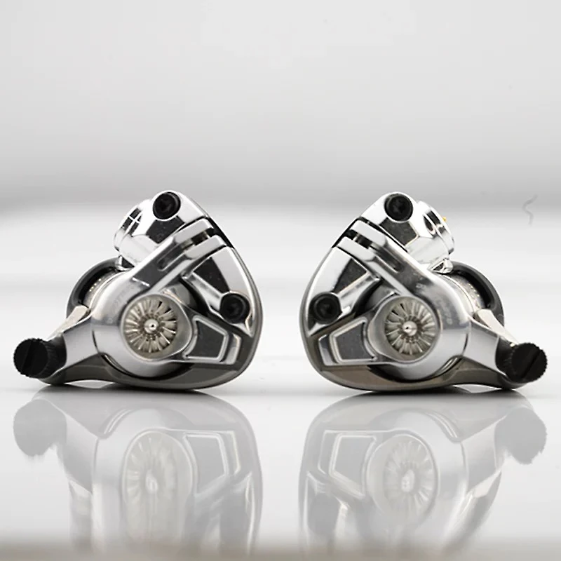 Fever In-Ear-Kopfhörer mit dynamischem Kabel Image