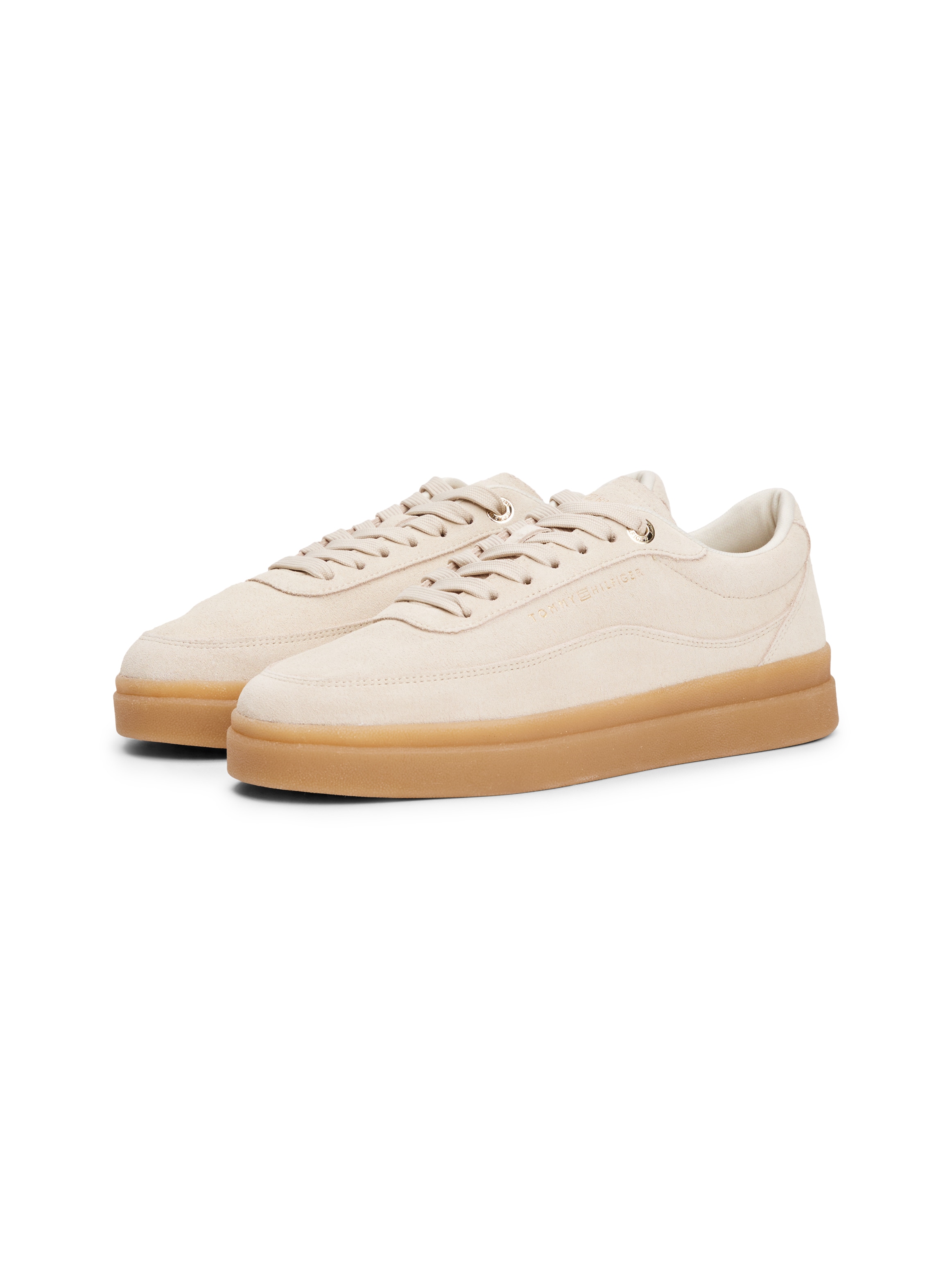 Plateausneaker TOMMY HILFIGER "MODERN COURT SNEAKER SUEDE", Damen, Gr. 36, beige, Veloursleder, unifarben, Schuhe Plateausneaker, Freizeitschuh, Halbschuh, Schnürer mit weich gepolstertem Schaftrand