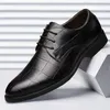 Klassische Mode Herren Lederschuhe 2024 Neuer Stil Einfacher Herrenkleiderschuh Große Größe Komfort Herrenschuhe Trendiger Herren-Hochzeitsschuh