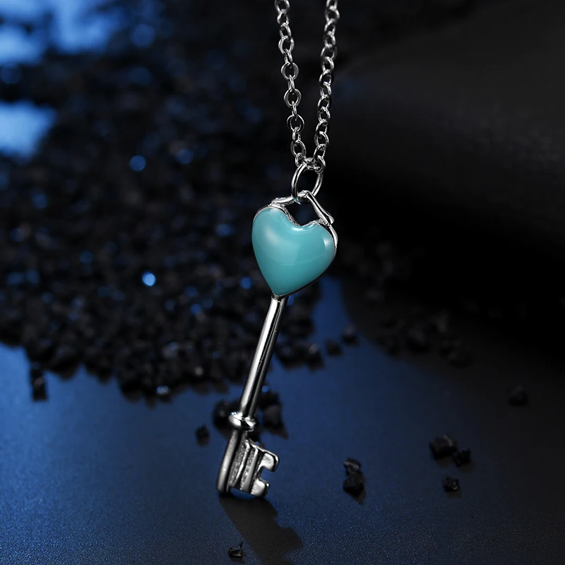 Neue Ankunft Romantische Blaue Liebe Herz Schlüssel Design Platin Überzogene Damen Anhänger Halskette Schmuck Geschenke Für Frauen Kette Image