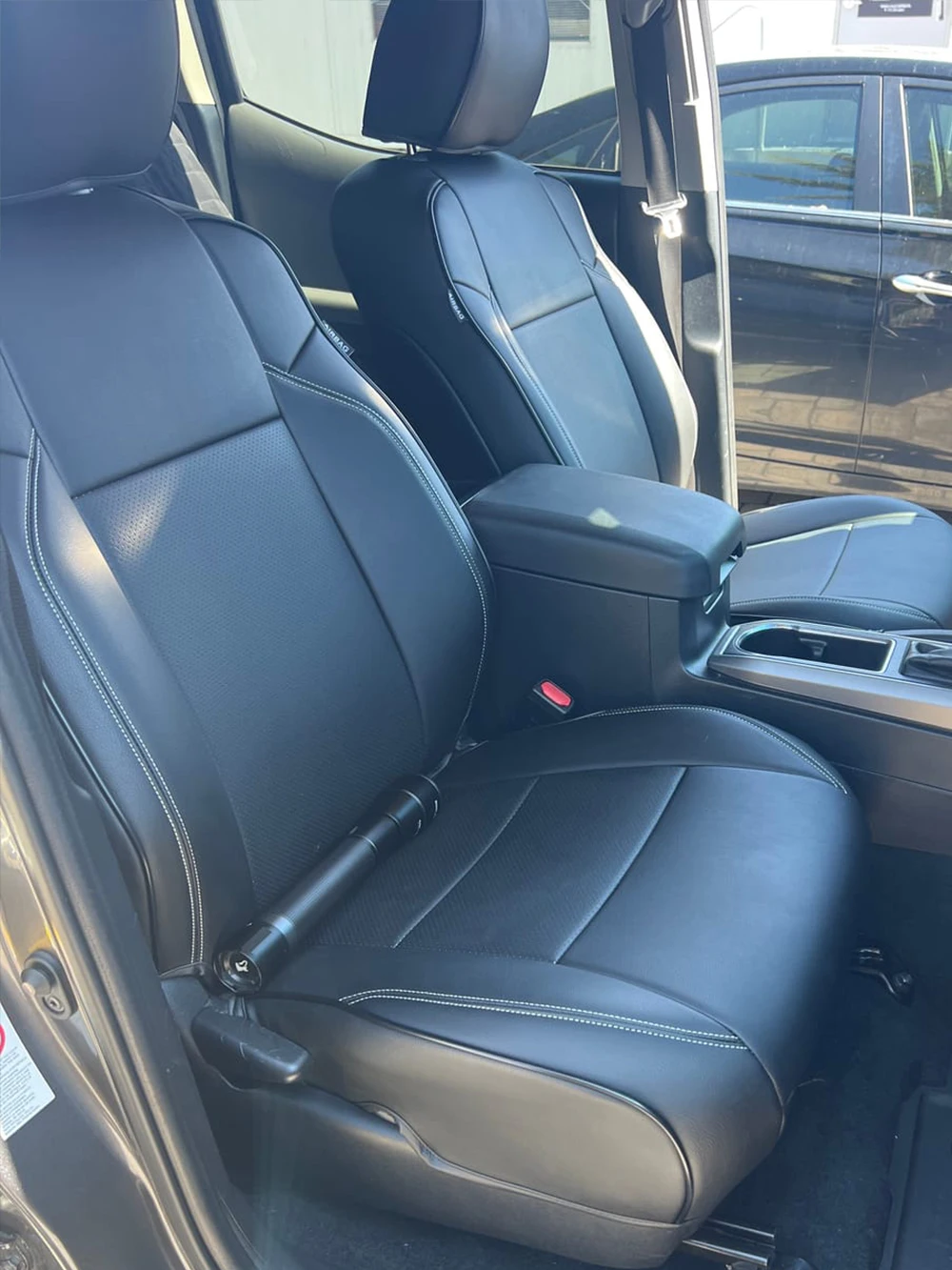 Maßgeschneiderte Passform für 2001–2025, Toyota Tacoma, regulärer Tacoma Access, doppelte Hybrid-Autositzbezüge, Zubehör, 5-Sitzer, komplettes Set aus Leder Image