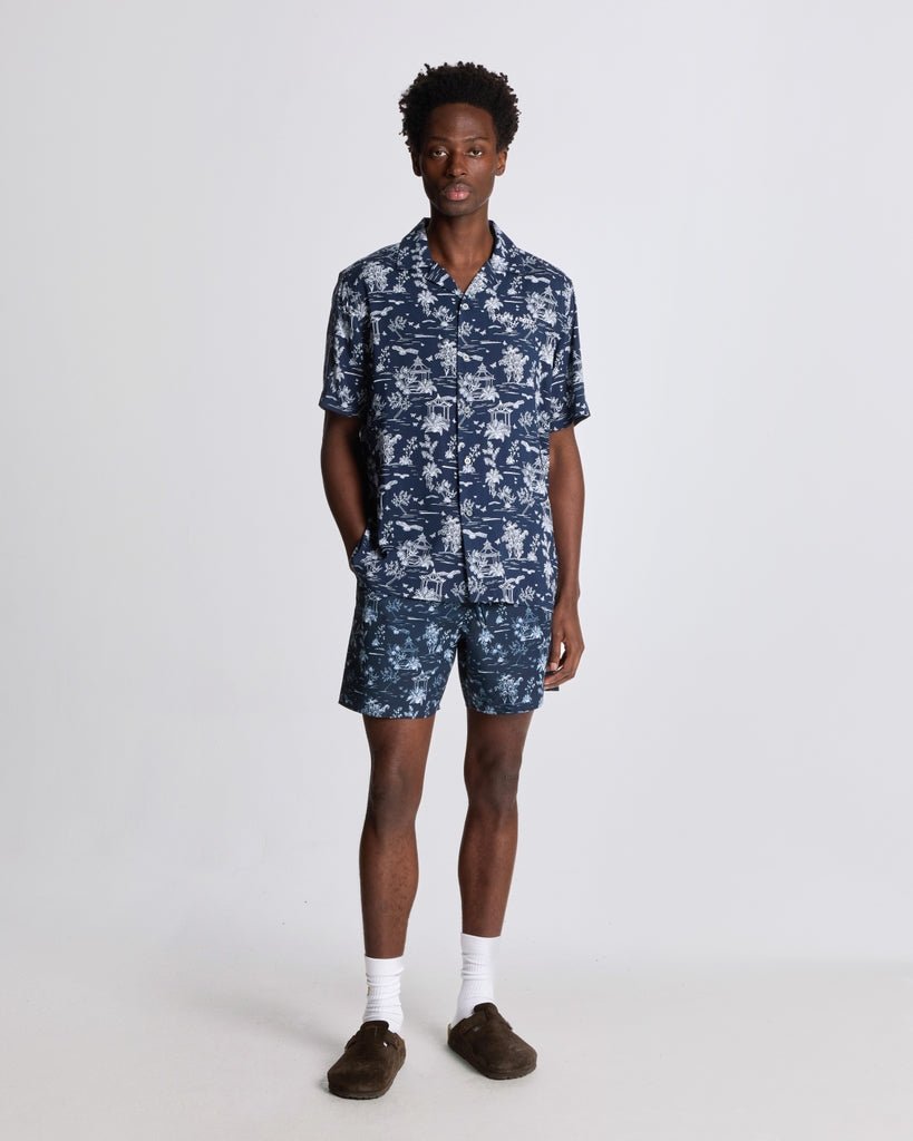 Lyle & Scott Botanischer Garten Print Badehose - Dunkelblau Image