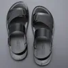 Yomior Neue Sommer Weichem Leder Männer Schuhe Casual Wohnungen Slip-On Komfortable Herren Sandalen Strand Arbeit Flip-Flops Hausschuhe schwarz Blau