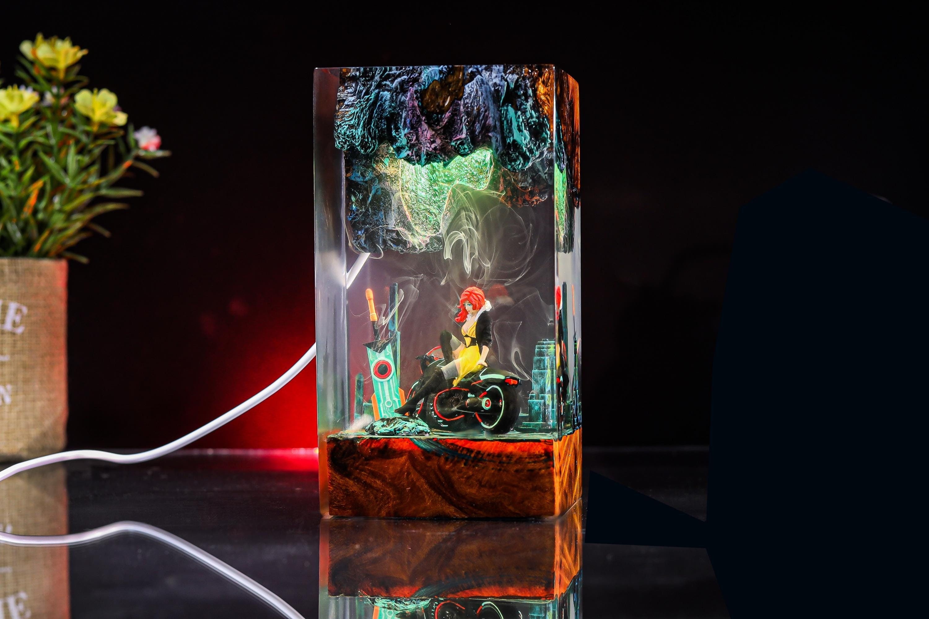 Lampada da notte a forma di ragazza, lampada da notte anime personalizzata, lampada in resina epossidica, lampada in resina e legno fatta a mano, luce