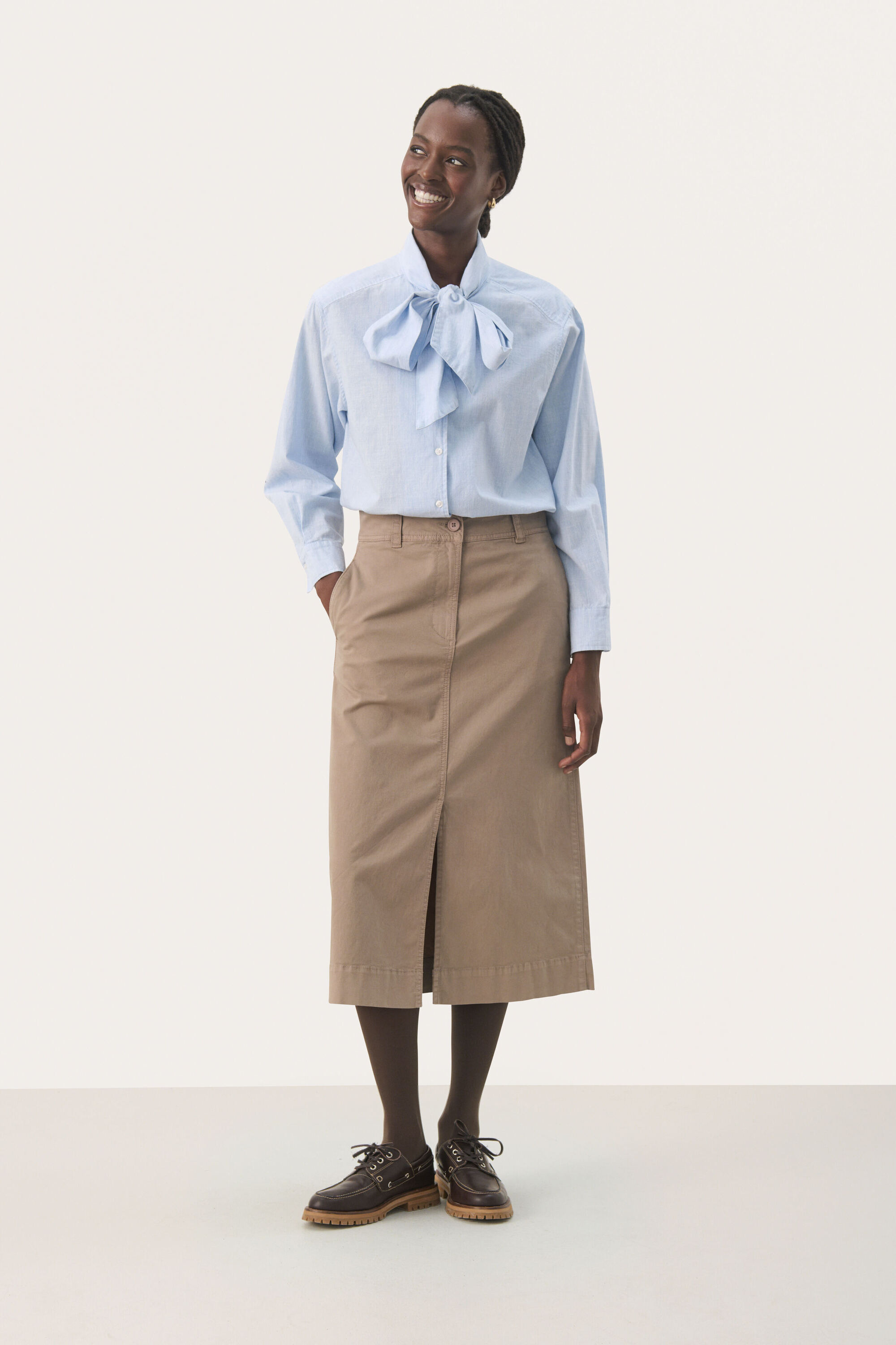 Rock A-shape Desert Taupe taupe Image