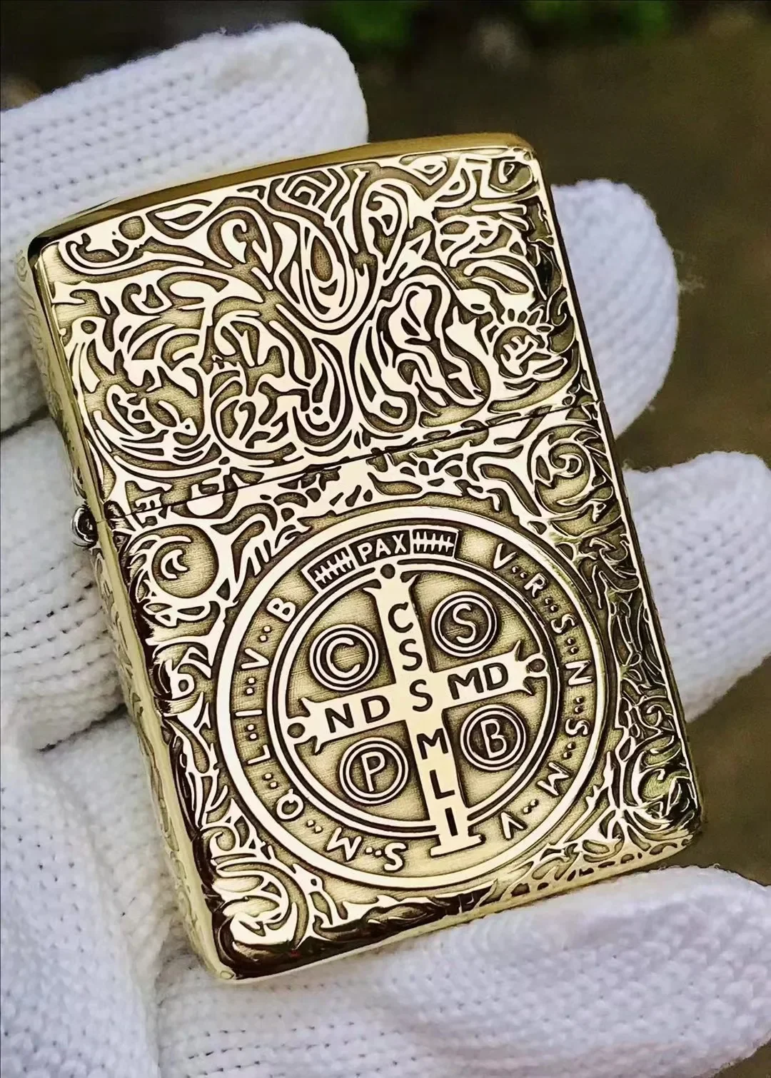 Zippo Feuerzeug Golden Antique Brass 3-seitig Verlangen Konstantin Priester Carving Windproof Collection in Box Image