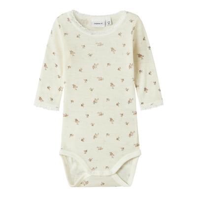 Langarmbody NAME IT "NBFWANG WOOL NEEDLE LS BODY NOOS", Baby, Gr. 56, N-Gr, snow weiß aop:small flowers, Strick, Obermaterial: 100% Wolle, bedruckt, casual, regular fit, Rundhals, Langarm, Bodies, aus reiner Merinowolle Image