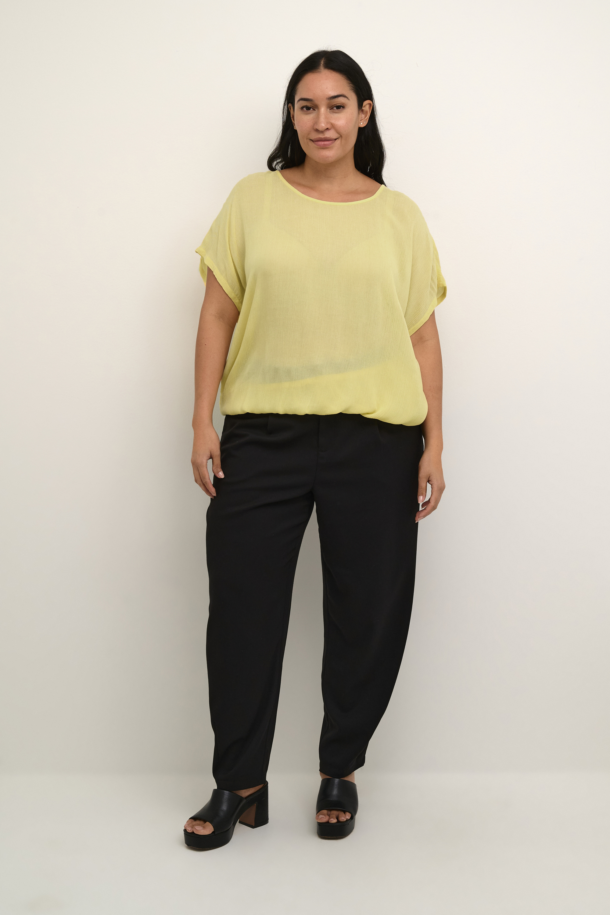 Kurzarm-Bluse Loose fit Mellow Yellow