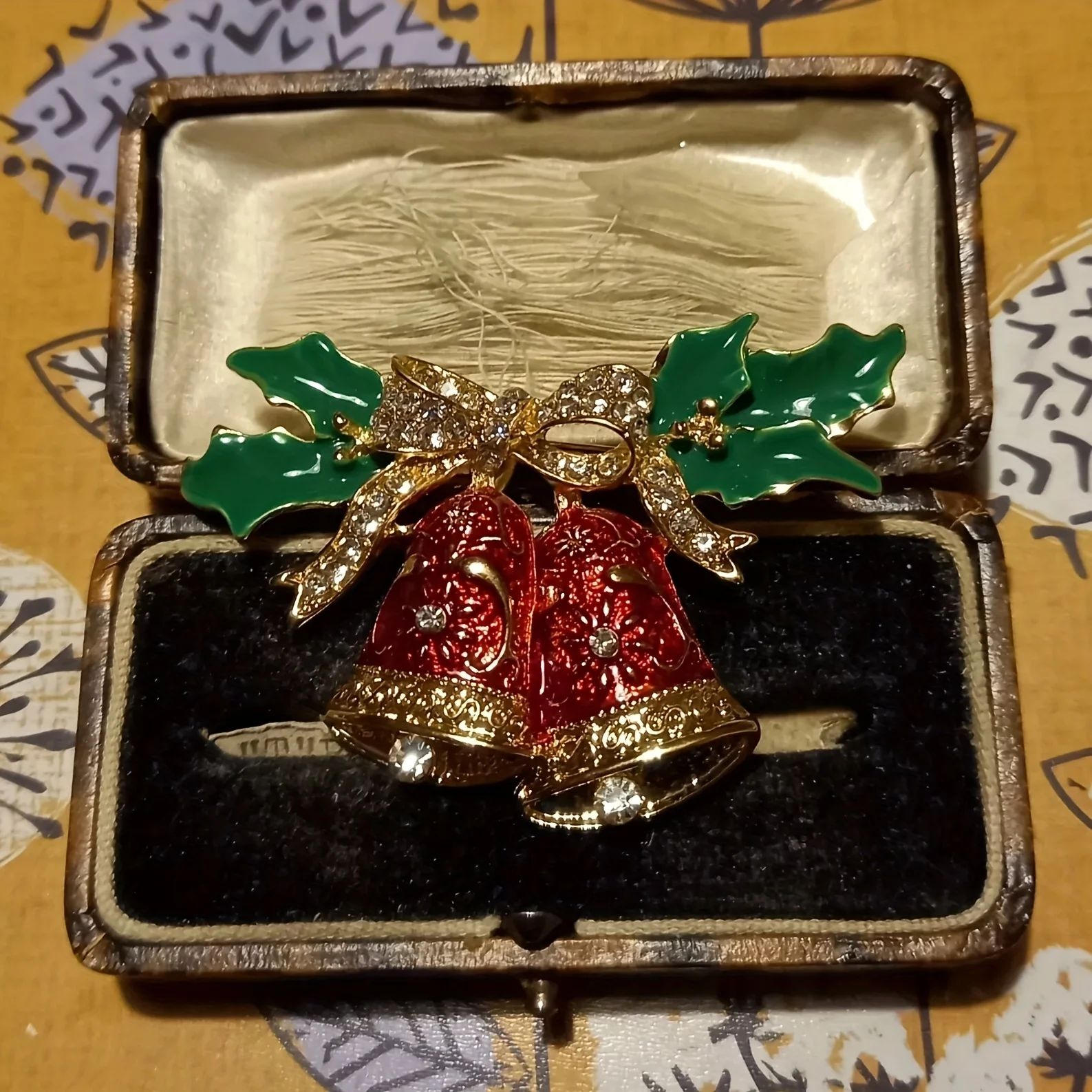 Glockenbrosche Image