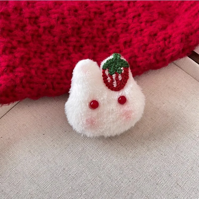 Bingtanghulu Erdbeerhase Haarnadel Plüsch Niedliche Kinder Herbst und Winter Neue Haarschmuck Image
