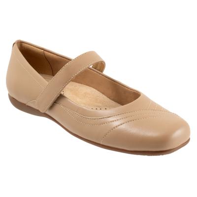 Women's Sherese Flat by Trotters in Unknown (Size 8 M)