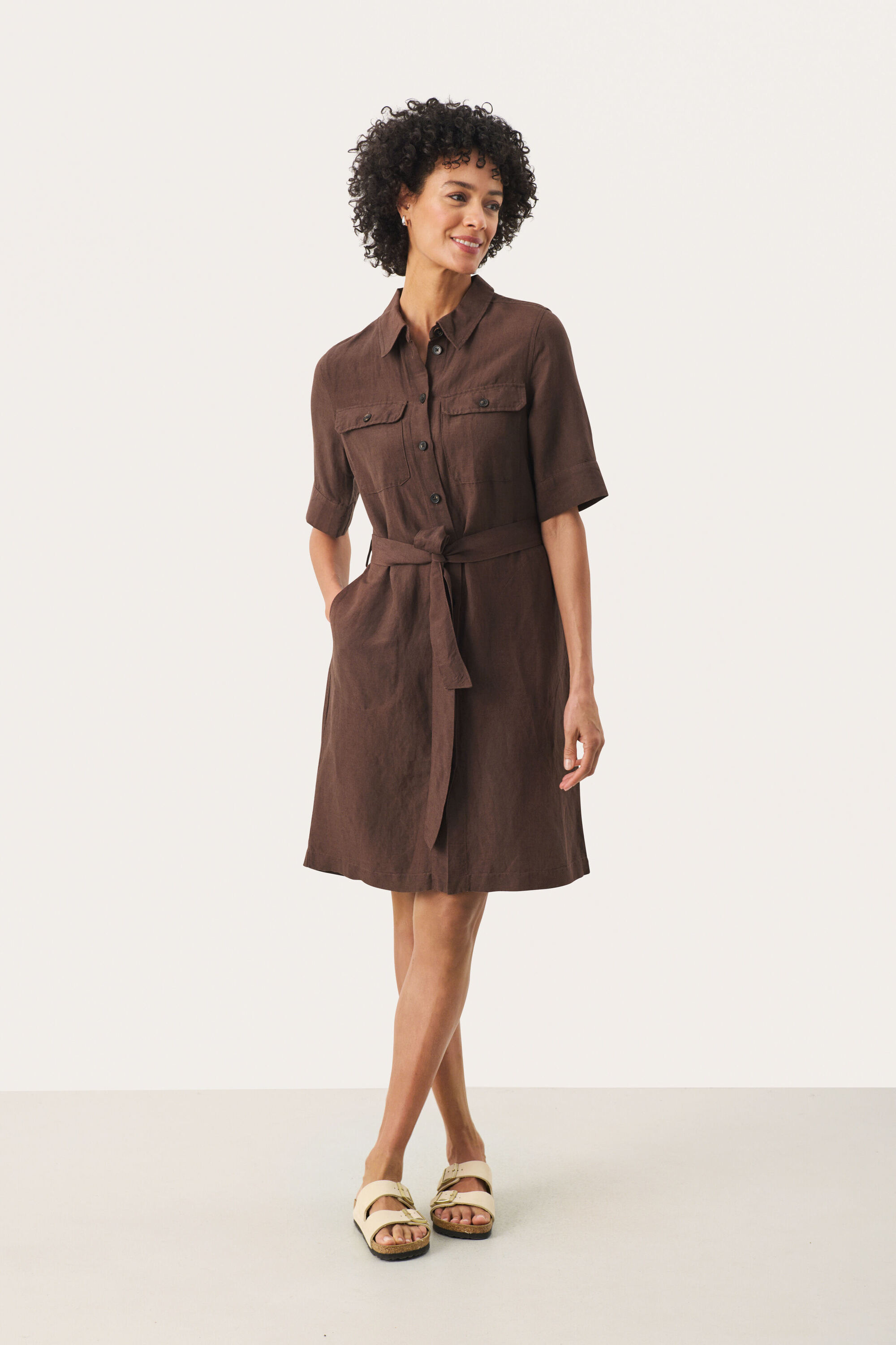 Kleid Gerade Passform brown Image