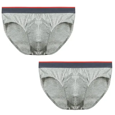 2PCS Herren-Unterwäsche aus antibakterieller Baumwolle in Dreiecksform für Teenager. Es ist für den Sport geeignet, mit einem dünnen Stil für Summe Image
