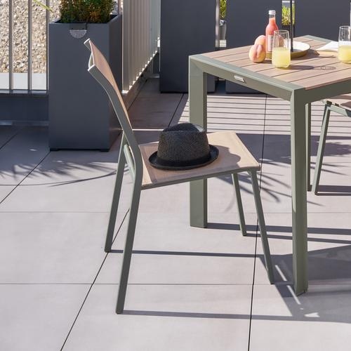 Chaise de jardin empilable ESSENTIA Lin Vert laurier Aluminium traité époxy, Texaline Hespéride