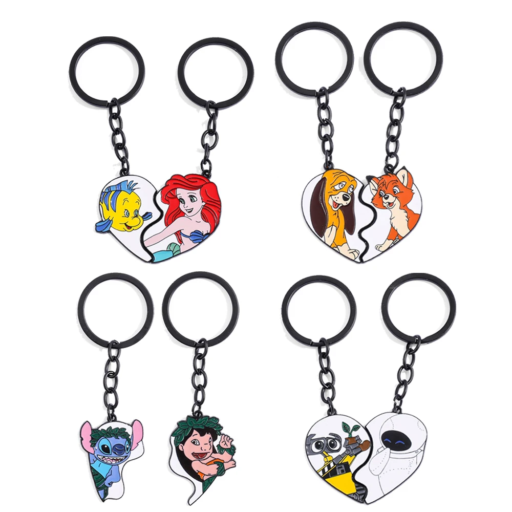 Niedlicher Emaille-Anhänger-Schlüsselanhänger mit der kleinen Meerjungfrau Stitch WALL.E EVE Love Splicing Design – Geschenk für das beste Freundin-Paar Image