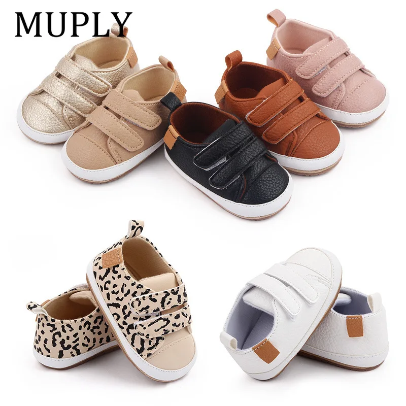 Neue Baby Schuhe Mikrofaser Leder Kleinkind Jungen Barfuß Schuh Einfarbig Weiche Sohle Mädchen Outdoor Tennis Mode Kinder Turnschuhe