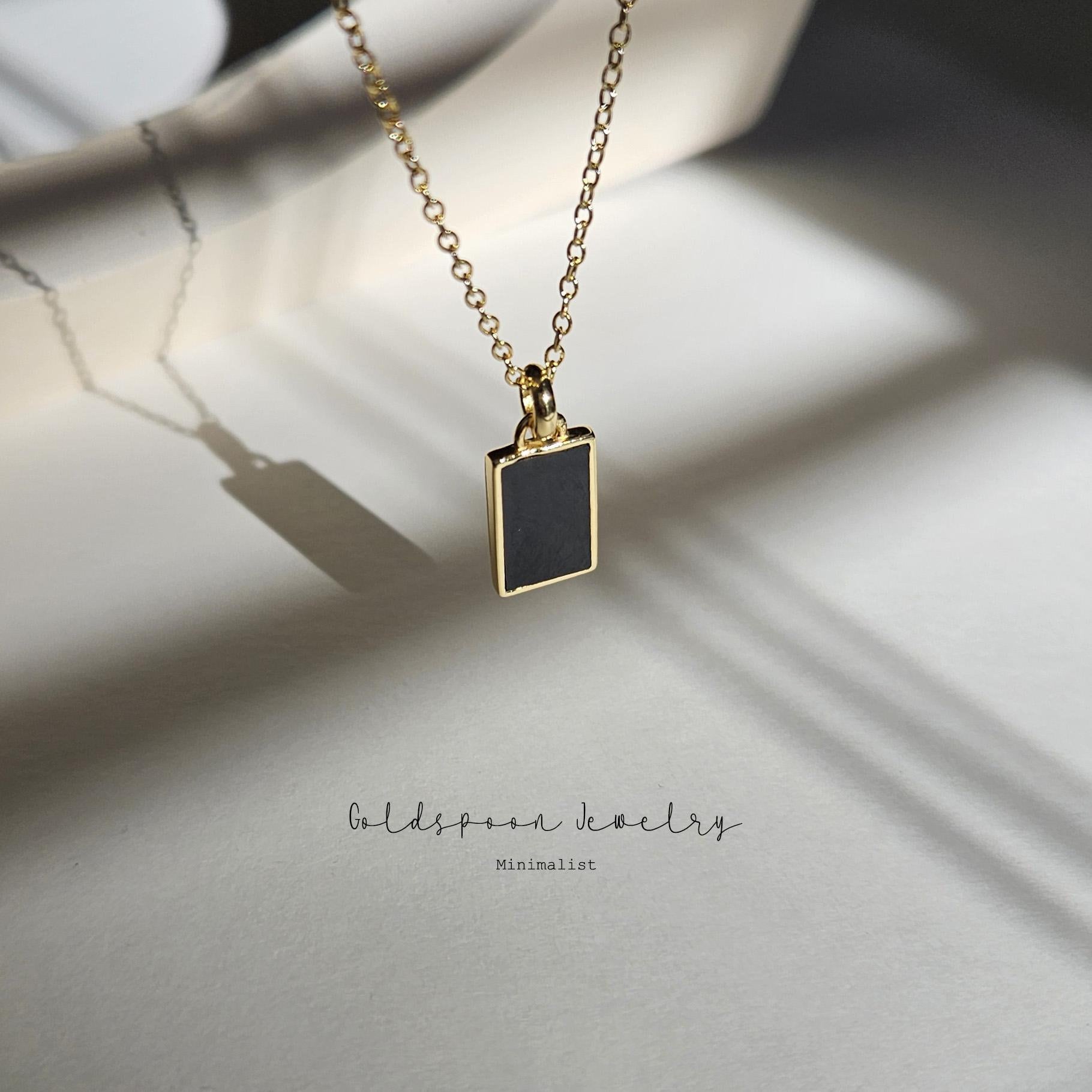 Collana con ciondolo in onice - Collana minimalista - Collana con ciondolo - Collana con ciondolo piccolo - Collana con ciondolo rettangolare - COLLAN