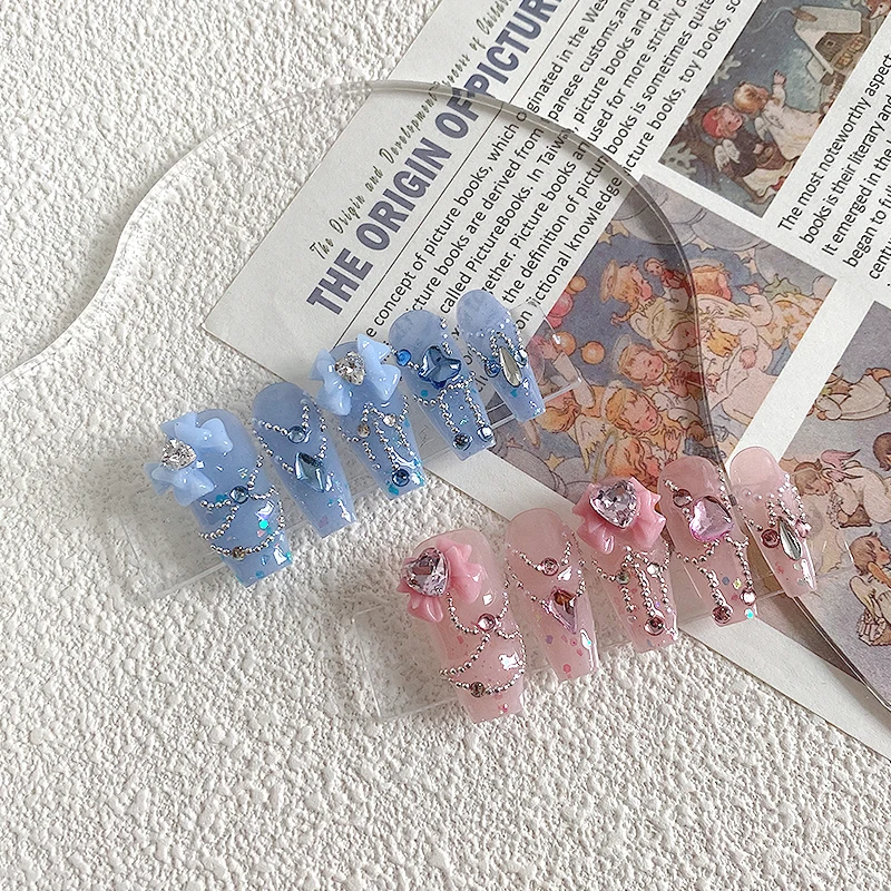 10 Stück handgefertigte Sargnägel, schöne künstliche Nägel, bezaubernde rosa und blaue Nagelkunst, Schmetterling, geeignet für Frauen zur Verwendung Image