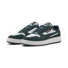 Sneaker PUMA "Court Classic Sneakers aus Wildleder Erwachsene", Gr. 46, weiß grün terrain, Obermaterial: Synthetik, Kuhleder; Futter: Textil, Synthetik; Innensohle: Textil; Laufsohle: Gummi, Schuhe