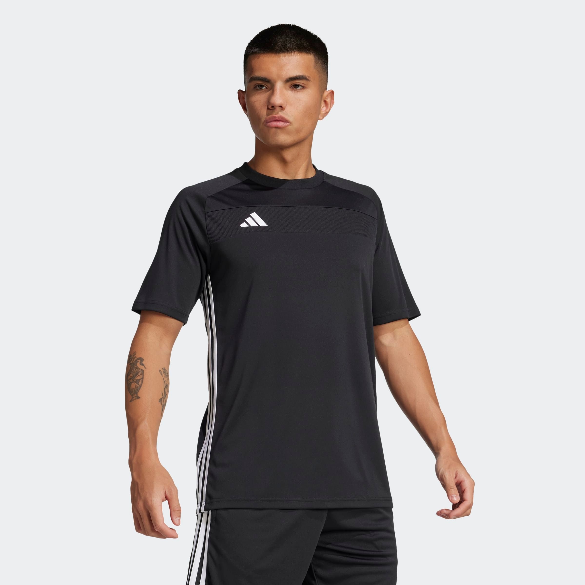 Fußballtrikot ADIDAS PERFORMANCE "TIRO ES JSY", Herren, Gr. L, schwarz-weiß (schwarz, weiß), Obermaterial: 100% Polyester, Rundhals, Trikots Fußballtrikot