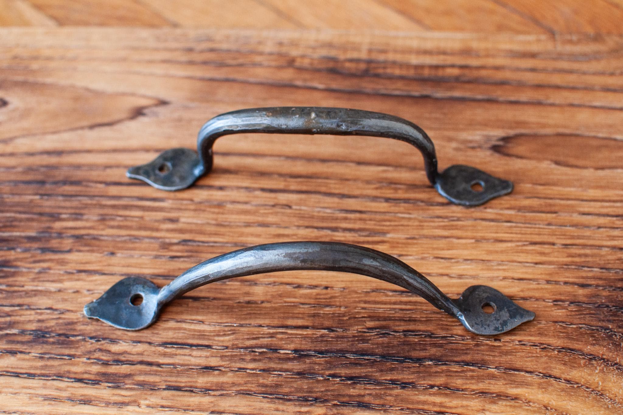 maniglie per cassetti forgiate a mano, maniglie per mobili forgiate a mano, maniglie per mobili da cucina forgiate a mano, maniglie per porte forgiate