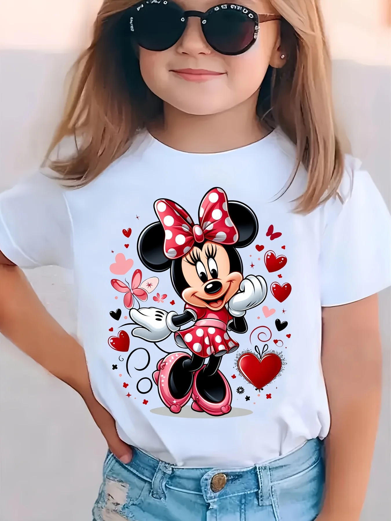 Minnie's Disney Needle Heart T-Shirt, eine süße Kinderkleidung mit Nadelmuster für Eltern-Kind-Kleidung Image