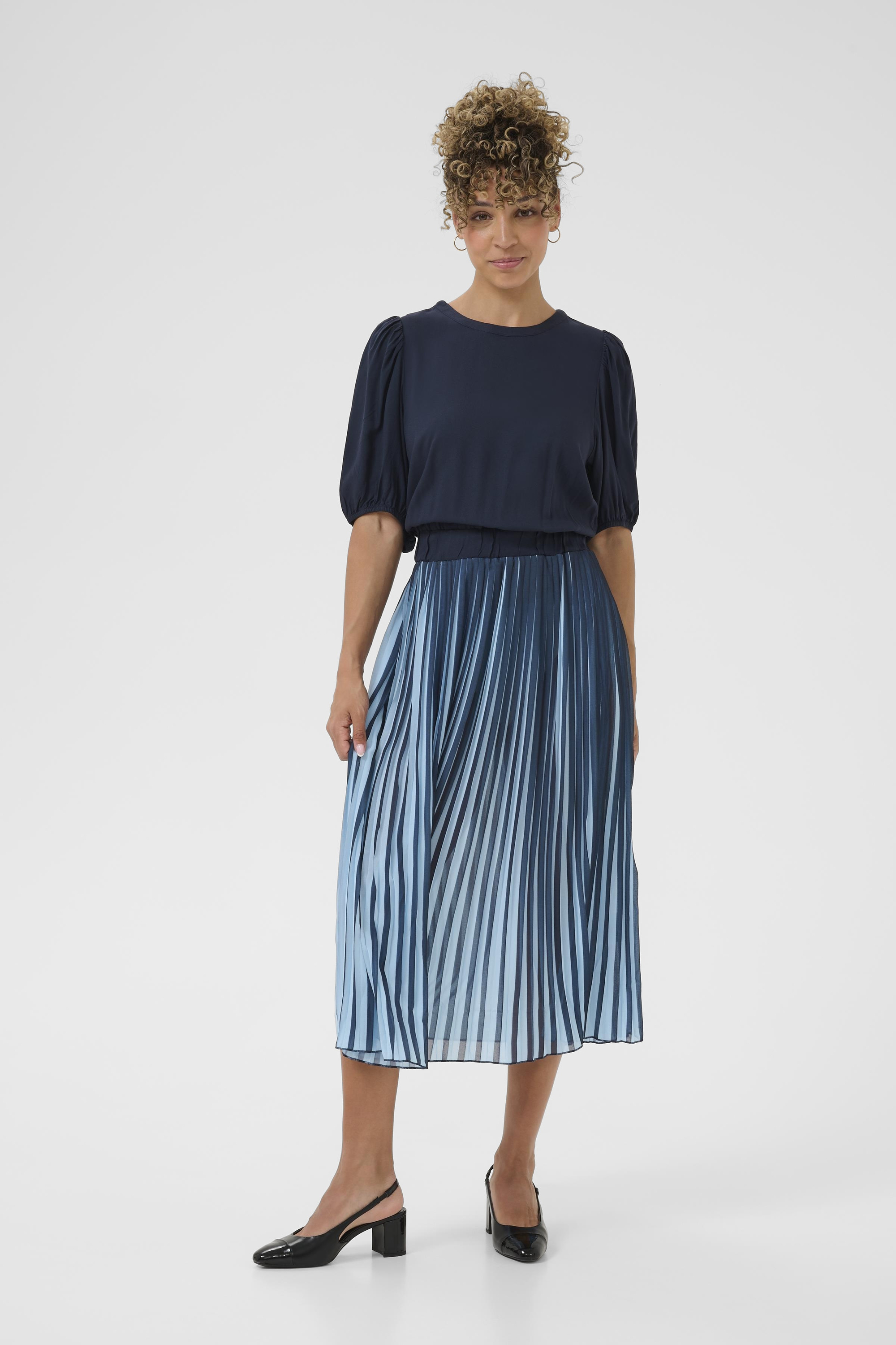 Jerseykleid CUjillea Relaxed fit dark blue Image