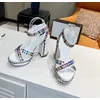 Diamant Sandalen Mode Kreuz Farbe Verband Runde Schnalle Dicke Heels Sommer Sexy Luxus Display Party Hochzeit Schuhe Größe 35-44