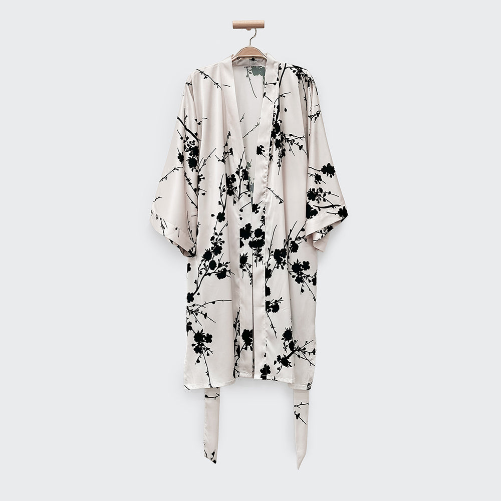 KIM+ONO Kimono Robe | Emi Short Kimono Robe | Polyester Charmeuse | Bone | Short