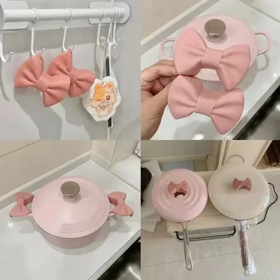 Silicone 2pcs Oven Mitts Creative Bow Shape Oven Gloves Heat Resistant Pot Holders For Cooking Mini Oven Gloves Kitchen Tool Hot