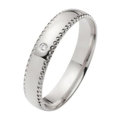 Trauring FIRETTI "Schmuck Geschenk Gold 750 Hochzeit Ehering "LIEBE" Gr. 62, weiß (weißgoldfarben), Fingerringe, 62, 0,01 ct SI = kleine Einschlüsse mit Brillant, Weißgold 375, 4mm, Made in Germany, wahlweise mit oder ohne Brillant Image