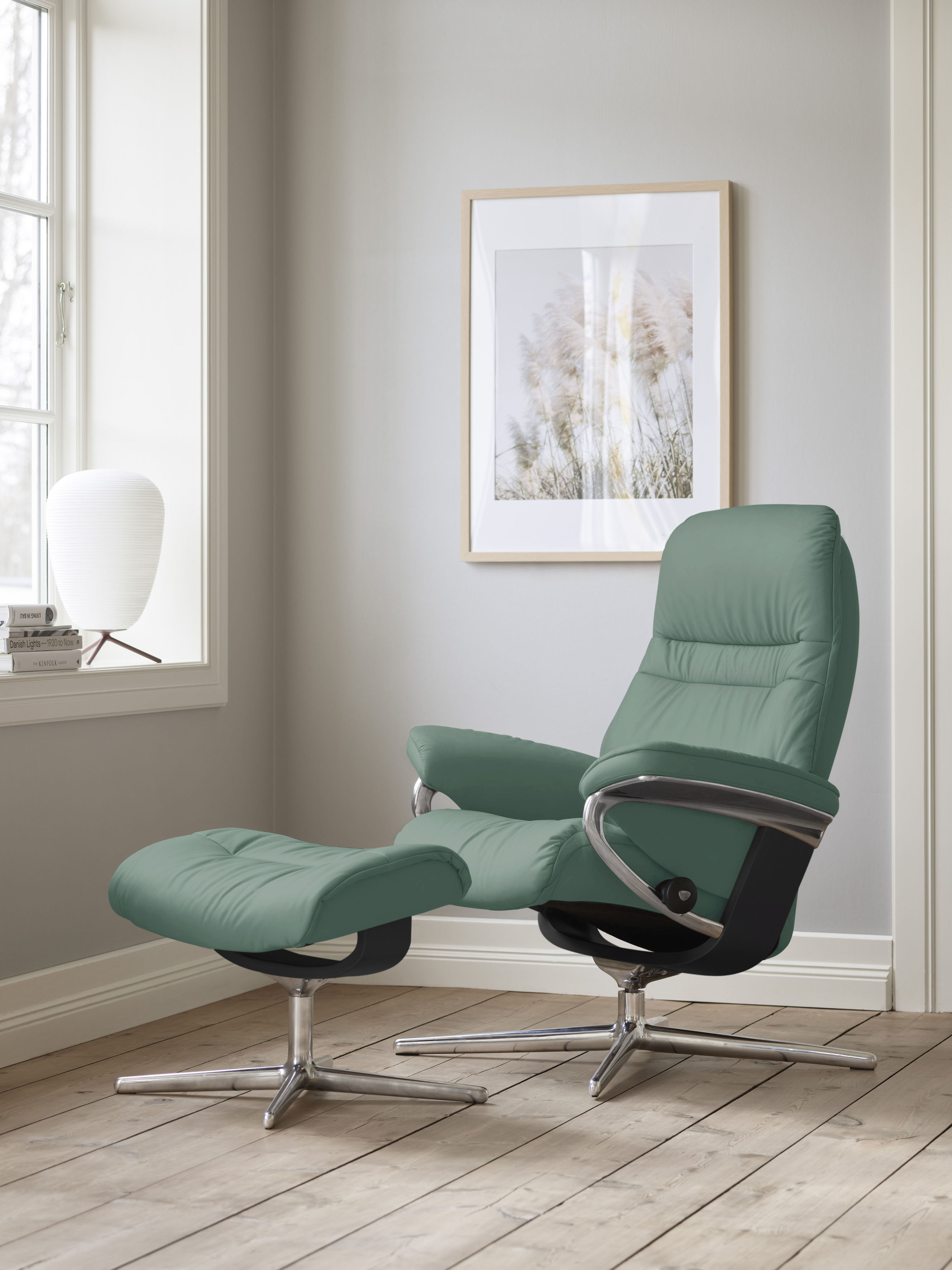 Relaxsessel STRESSLESS "Sunrise", grün (aqua grün paloma), B:83cm H:105cm T:74cm, Leder PALOMA: PALOMA ist ein durchgefärbtes Semianilin-Möbelleder mit natürlicher Narbung., Sessel, Relaxsessel, mit Cross Base, Größe S, M & L, Holzakzent Schwarz