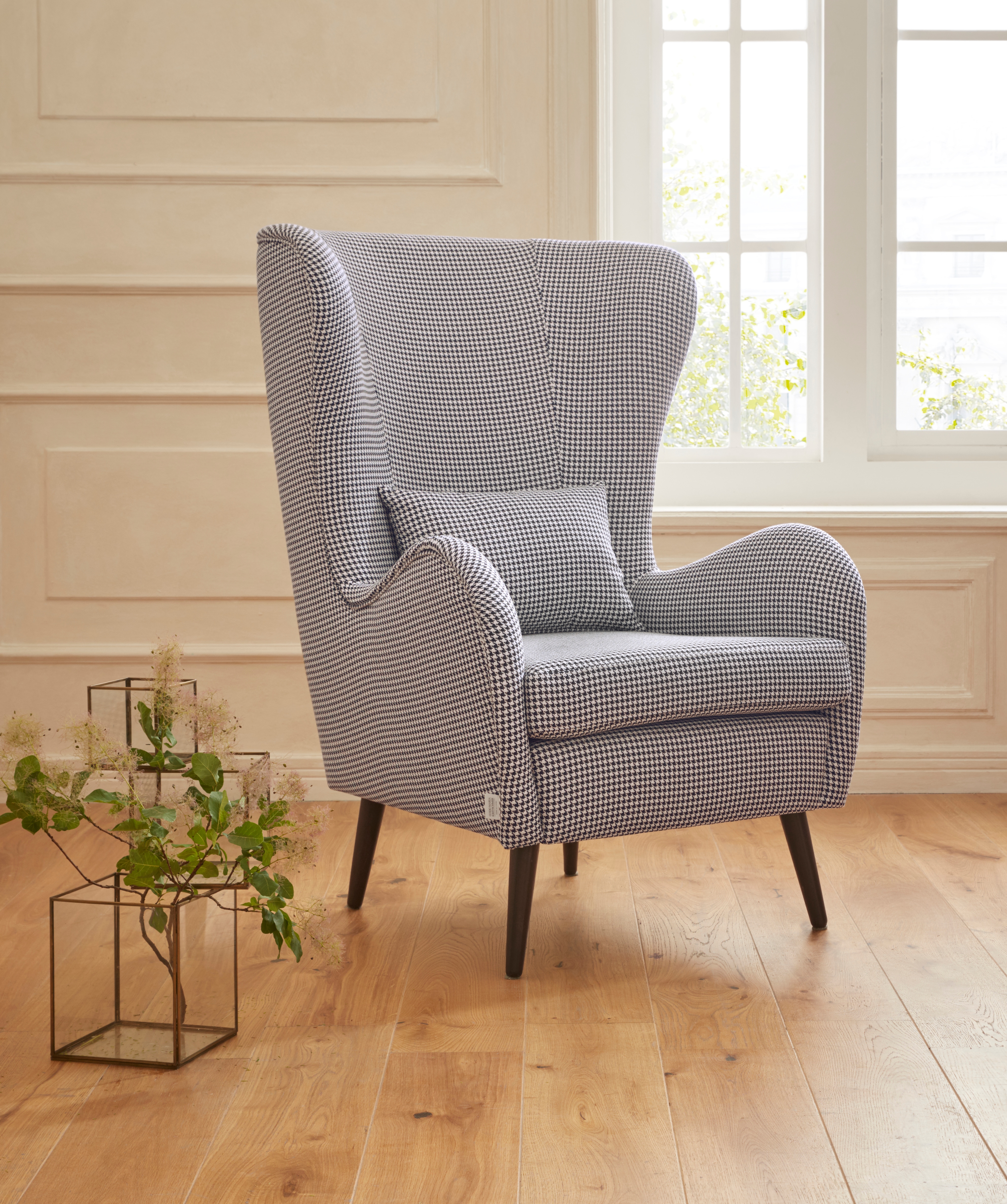 Sessel HOME AFFAIRE "Salla auch in Fellimitat und Feincord, viele Bezugsarten, Ohrensessel", schwarz (schwarz, beige), H:118cm T:94cm, Struktur Hahnentritt (100% Polyester), Sessel, Sessel, wahlweise mit oder ohne Hocker; großer Sessel: Maße B/T/H:...