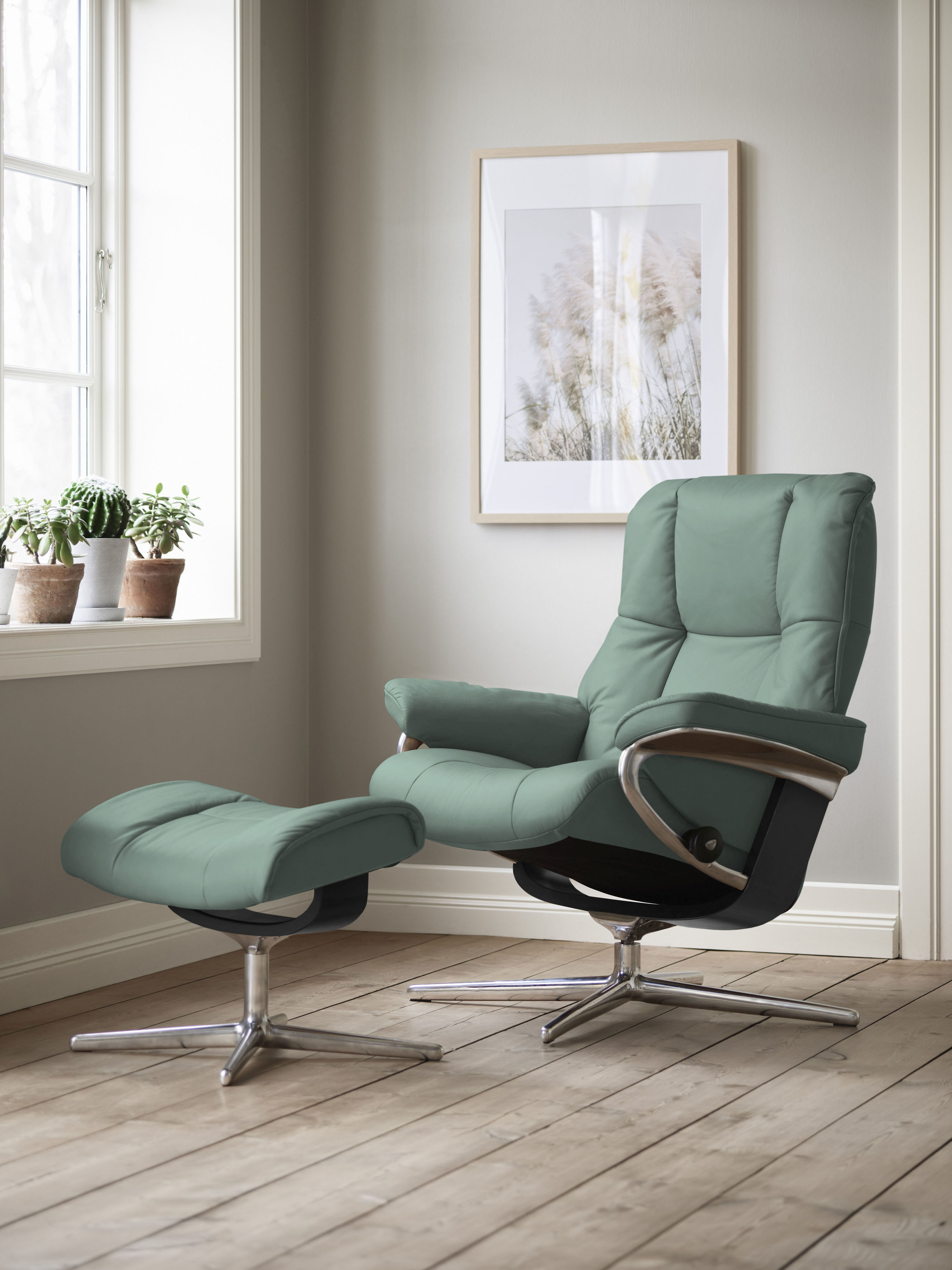 Relaxsessel STRESSLESS "Mayfair", grün (aqua grün paloma), B:79cm H:102cm T:73cm, Leder PALOMA: PALOMA ist ein durchgefärbtes Semianilin-Möbelleder mit natürlicher Narbung., Sessel, Relaxsessel, mit Hocker, mit Cross Base, Größe S, M & L, Holzakzent...
