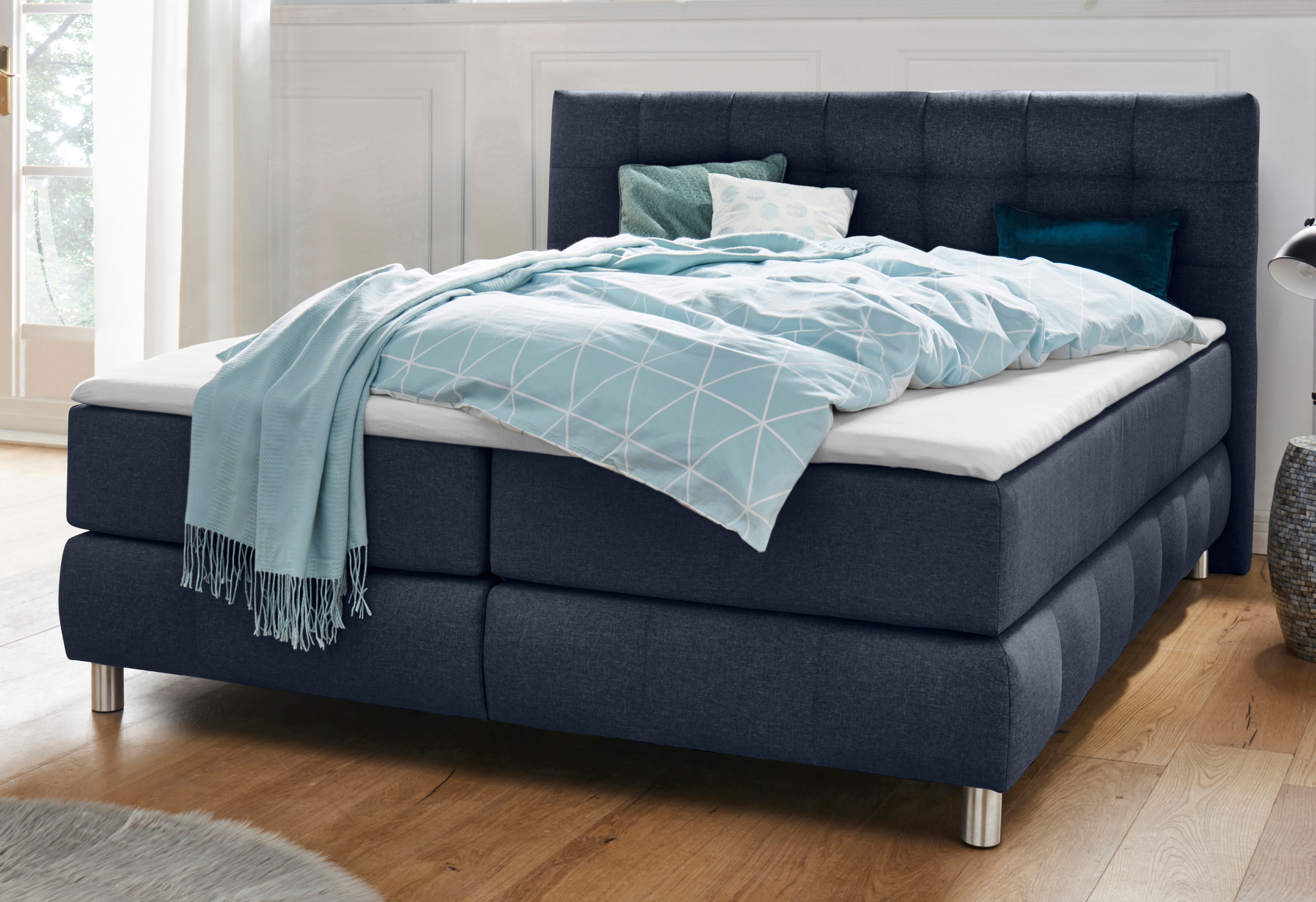 Boxspringbett ANDAS "Salo", blau, B:174cm L:211cm, Struktur (100% Polyester);Bezug der Spiegelfläche Matratzendrell aus 100% Polyester;Samtoptik (100% Polyester), Komplettbetten, Boxspringbett, incl. Topper, 6 Breiten, 2 Härtegrade, TFK auch in... Image