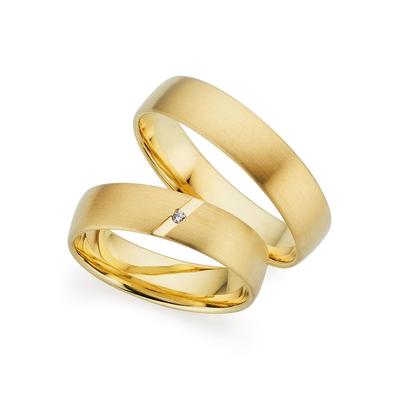 Trauring PHÖNIX "Schmuck Geschenk Gold 333 Trauring Ehering LIEBE versch. Varianten" Gr. 60, gold (gelbgoldfarben), Fingerringe, 60, 0,01 ct SI = kleine Einschlüsse mit Brillant, Gelbgold 333, 5,0mm, Made in Germany, wahlweise mit oder ohne Brillant Image