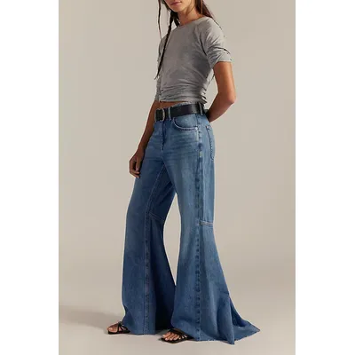 We The Free Live Wire Flare Jeans at Free People in High Voltage Short, Size: 24