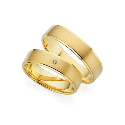 Trauring PHÖNIX "Schmuck Geschenk Gold 333 Trauring Ehering LIEBE versch. Varianten" Gr. 52, gold (gelbgoldfarben), Fingerringe, 52, 0,01 ct SI = kleine Einschlüsse mit Brillant, Gelbgold 333, 5,0mm, Made in Germany, wahlweise mit oder ohne Brillant Image