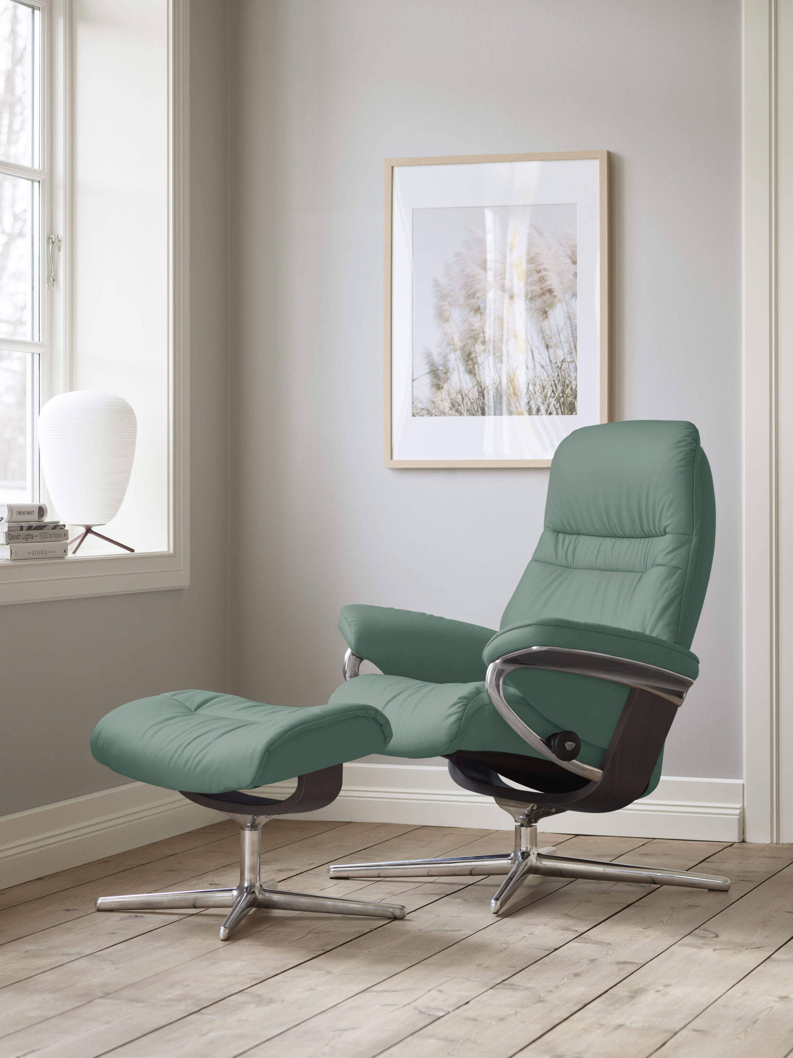 Relaxsessel STRESSLESS "Sunrise", grün (aqua grün paloma), B:79cm H:103cm T:73cm, Leder PALOMA: PALOMA ist ein durchgefärbtes Semianilin-Möbelleder mit natürlicher Narbung., Sessel, Relaxsessel, mit Hocker, mit Cross Base, Größe S, M & L, Holzakzent...