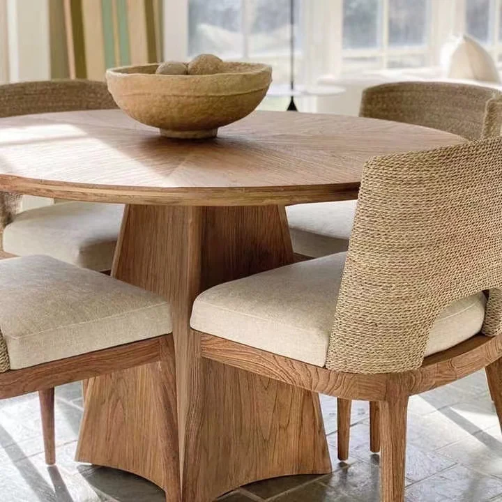 Luxus-Esszimmermöbel im neuen Design, Esstisch aus Holz und Korbgeflecht, Esszimmer, Küche, Restaurantstuhl