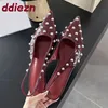 Neue Mode Spitz Damen Wohnungen Sandalen Slip Auf Schuhe Weibliche Flache Schuhe Metall Niet Frauen Sandalen Schuhe Große Größe 43