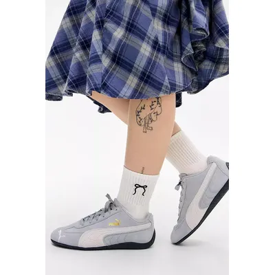 Out From Under Bow Icon Crew Socks - Cream at Urban Outfitters