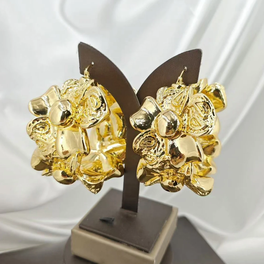 Gold Farbe Hohe Qualität Retro Punk Geometrische Runde Creolen frauen Mode Gothic Exquisite Ohrringe