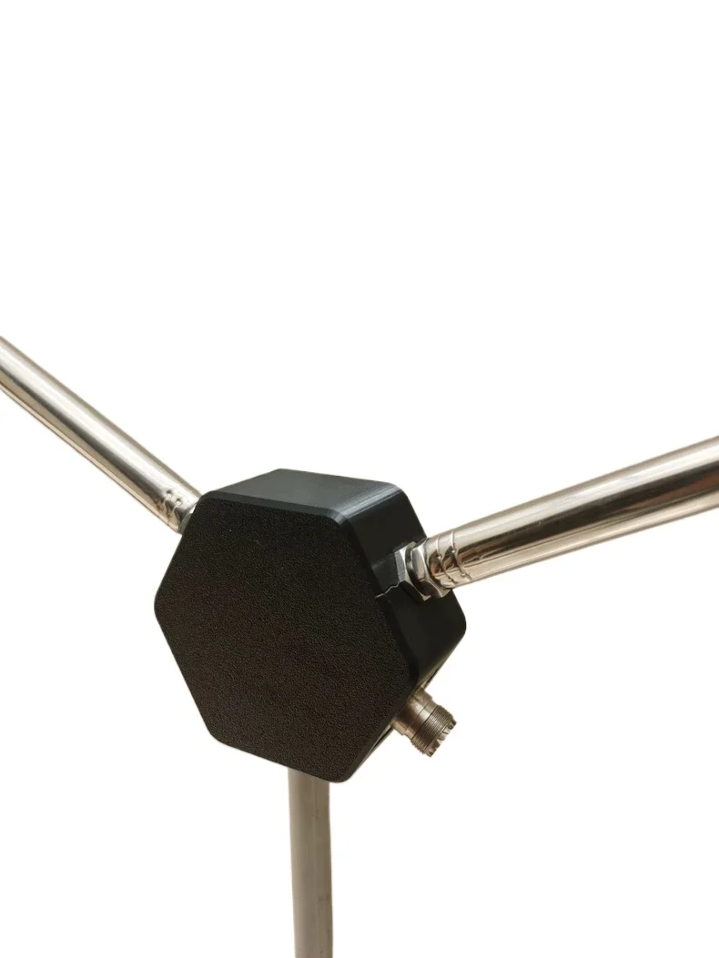 Robuste Positive-V-Kurzwellenantennenbasis zur Installation von Positive-V-Kurzwellenantennen Image